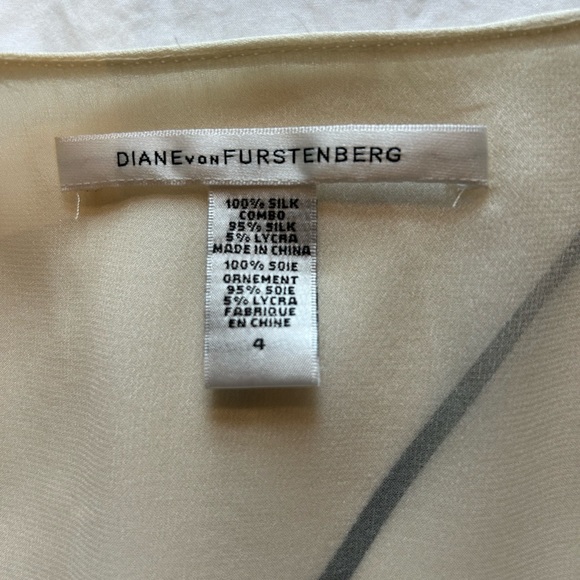 Diane von Furstenberg Adalvino multi color dress. Size 4. 95% silk and 5% Lycra. - Picture 4 of 6